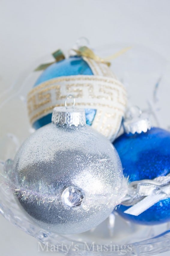 no-mess-handmade-glitter-ornaments-11