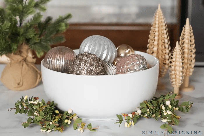 Simple Holiday Decorations - Christmas Decorations