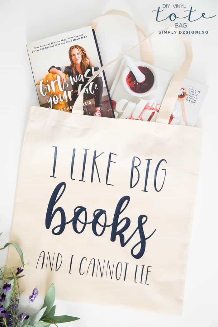 How to add vinyl to a tote bag for the library - diy vinyl tote bag - a cute library tote bag