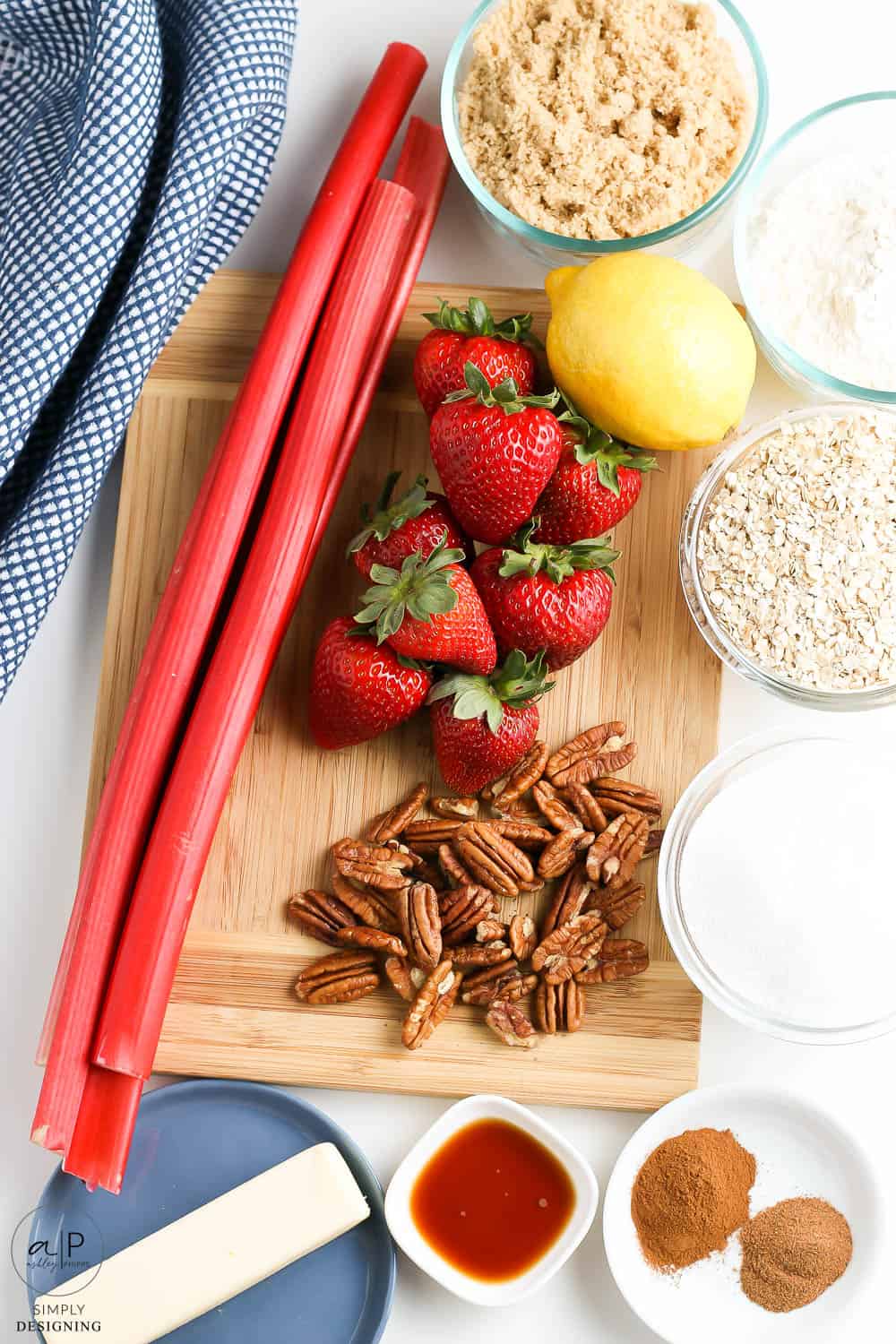 ingredients needed for rhubarb strawberry crisp