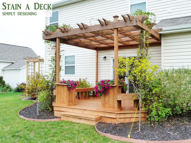 How to Stain a Deck - tips and tricks to easily spray stain a deck