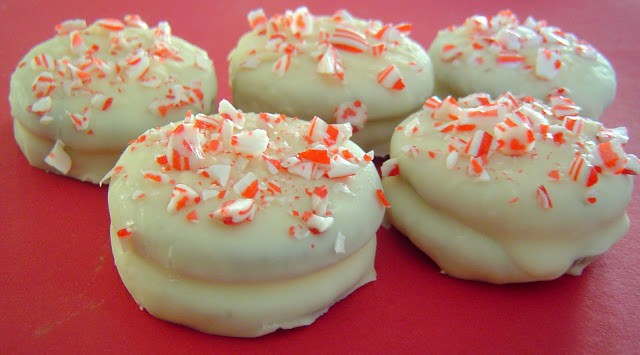 CandyCaneOreos1 | Candy Cane Oreos | 10 |