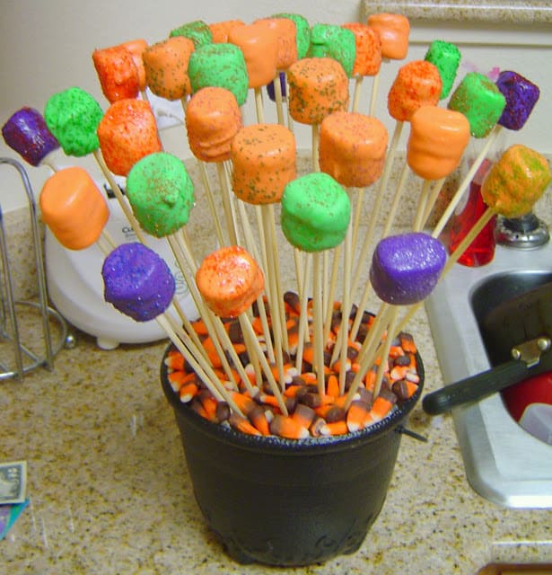 DSC060731 | Spookey Marshmallow Treats | 28 |
