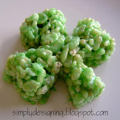 Shamrock+treats+41 | Shamrock Rice Crispy Treats (with a special ingredient!) | 25 |