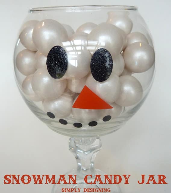 Snowman Candy Jar 01a1 | DIY Snowman Candy Jar #HolidayHangout | 18 |