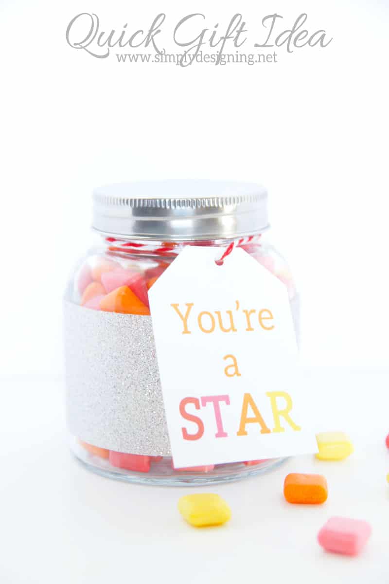 Star+Gift+Idea1 | You're a STAR {Gift Idea with Free Printable} #DuckTape #spon | 36 | Christmas Tree String Art