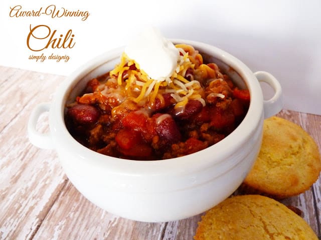 Family Favorite Award-Winning Chili | #soup #chili #recipe #sponsored