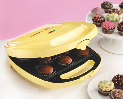 cc 2828vc open 72dpi1 | babycakes Cupcake Maker GIVEAWAY!!! - closed | 1 |