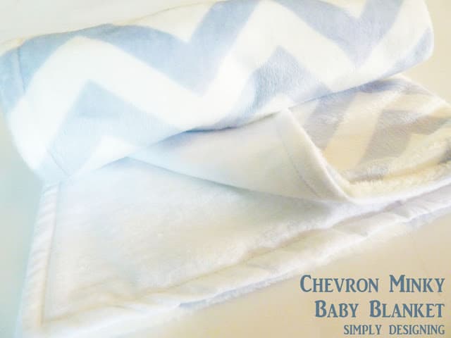 chevron+minky+baby+blanket+011 | Chevron Minky Baby Blanket | 36 | DIY Farmhouse Thankful Sign
