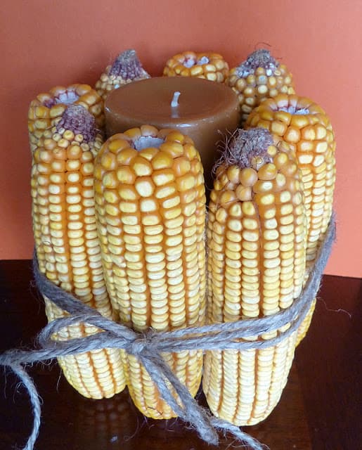 corn061 | Thanksgiving Candles | 12 |