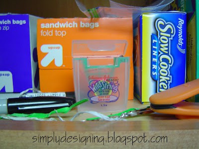 floss+on+ziploc+bag+shelf1 | You know you are a frazzled mom when... | 4 |