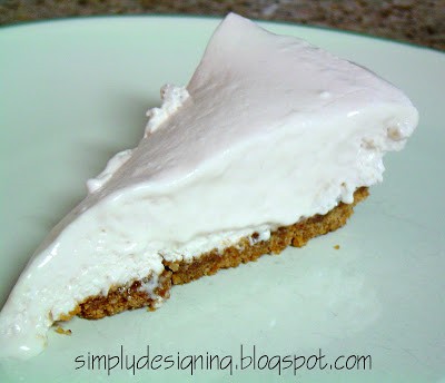 lemonade+pie+piece1 | Frozen Raspberry Lemonade Pie | 11 |