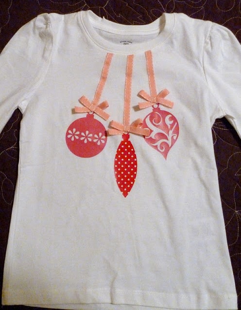ornaments011 | Christmas Shirts with Iron-on Vinyl | 4 |