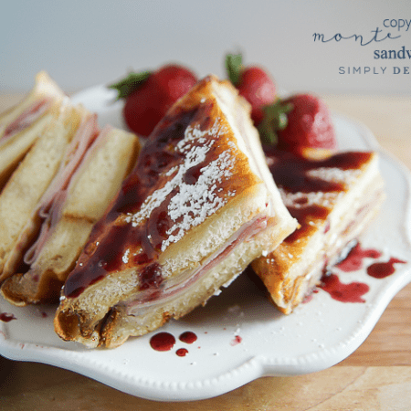 Copycat Monte Cristo Sandwich - a delicious sandwich you can easily make at home