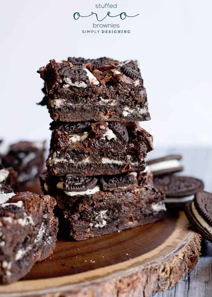 Delicious Stuffed Oreo Brownies | Stuffed Oreo Brownies | 18 | make a vinyl stencil